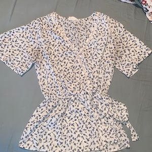 Sienna sky boutique blouse